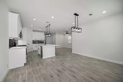 1078 Saint Clair Street #A, Houston, TX 77088 - Photo 7