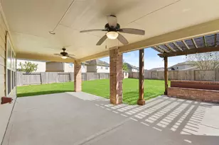 11711 Red Hummingbird Dr, Houston, TX 77047 - Photo 33