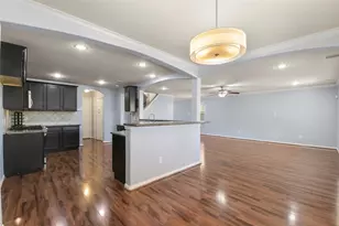 11711 Red Hummingbird Dr, Houston, TX 77047 - Photo 9