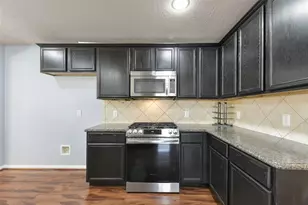 11711 Red Hummingbird Dr, Houston, TX 77047 - Photo 13