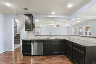 11711 Red Hummingbird Dr, Houston, TX 77047 - Photo 11