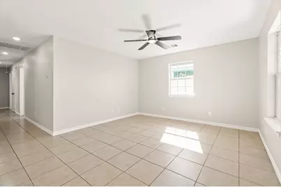 3003 Florida Street, Dickinson, TX 77539 - Photo 3