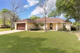 190 River Haven Rd, Mcqueeney, TX 78123 - Photo 1