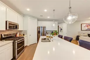 9210 Lair Cove Dr, Cypress, TX 77433 - Photo 11