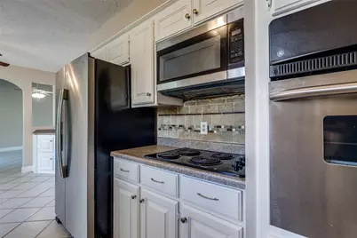 14907 Nuwood Lane, Houston, TX 77053 - Photo 7