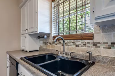 14907 Nuwood Lane, Houston, TX 77053 - Photo 9