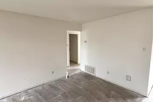 5922 Cliff Ridge Dr, San Antonio, TX 78250 - Photo 3