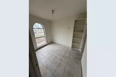 5922 Cliff Ridge Drive, San Antonio, TX 78250 - Photo 7