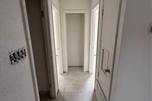 5922 Cliff Ridge Dr, San Antonio, TX 78250 - Photo 5