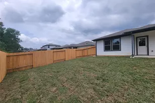 11732 Whirlaway Dr, Willis, TX 77318 - Photo 35