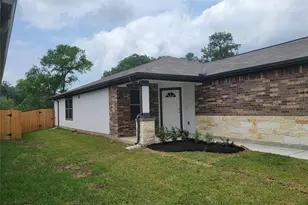11732 Whirlaway Dr, Willis, TX 77318 - Photo 3
