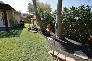 2905 Autumn Creek Dr, Friendswood, TX 77546 - Photo 21