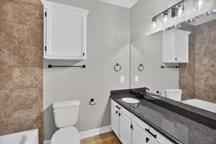 3323 Dennis St, Houston, TX 77004 - Photo 9