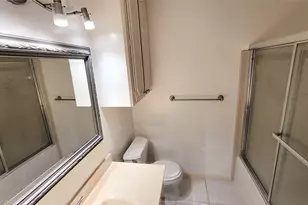 8527 Edgemoor Dr, Houston, TX 77036 - Photo 13