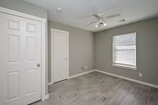 6607 W T C Jester Blvd, Houston, TX 77091 - Photo 13