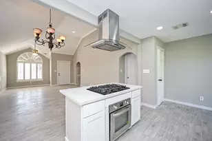 6607 W T C Jester Blvd, Houston, TX 77091 - Photo 7