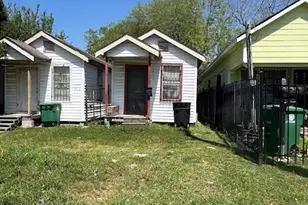 7617 Avenue F, Houston, TX 77012 - Photo 3