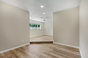 1705 E Baker Rd, Baytown, TX 77521 - Photo 23