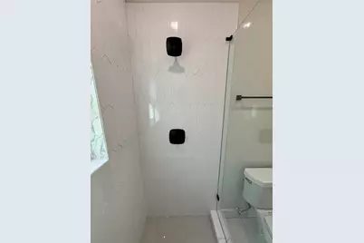 3604 Dennis Street, Houston, TX 77004 - Photo 9