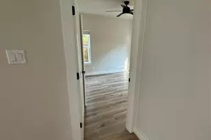 3604 Dennis St, Houston, TX 77004 - Photo 7