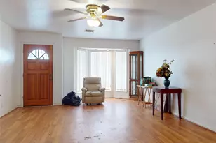 4709 Edison St, Houston, TX 77009 - Photo 7