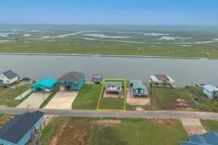 857 County Rd 230, Sargent, TX 77414 - Photo 5