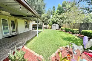 8009 Dellanera Dr, Hitchcock, TX 77563 - Photo 49