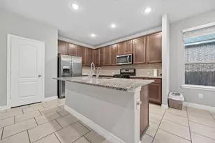 175 Silva Creek Trl, Conroe, TX 77318 - Photo 11