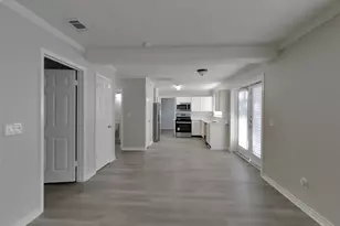 18139 Lake Bend Dr, Houston, TX 77084 - Photo 3