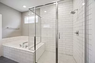 323 Eado Park Cir, Houston, TX 77020 - Photo 7