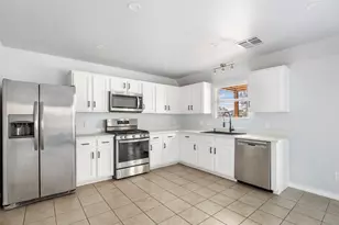 639 Trail Springs Ct, Kingwood, TX 77339 - Photo 11