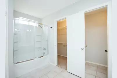 9511 Charter Ridge Drive, Houston, TX 77070 - Photo 23