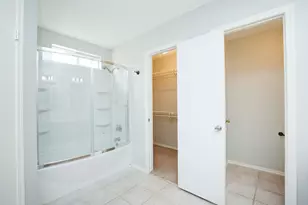 9511 Charter Ridge Dr, Houston, TX 77070 - Photo 23