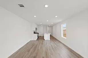 11634 Ruffian Dr, Willis, TX 77318 - Photo 3