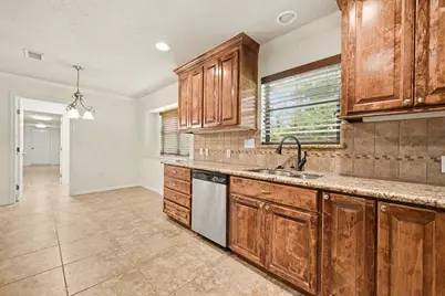 26222 Oakhurst Drive, Spring, TX 77386 - Photo 13