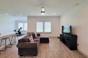 7919 Grey Wolfe Ln, Rosharon, TX 77583 - Photo 7