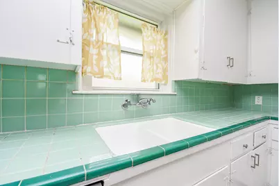 7901 Ridgeview Drive, Houston, TX 77055 - Photo 13