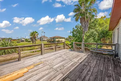 1115 W Canal Drive, Crystal Beach, TX 77650 - Photo 27
