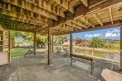 1115 W Canal Drive, Crystal Beach, TX 77650 - Photo 23