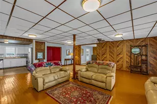 1115 W Canal Dr, Crystal Beach, TX 77650 - Photo 9