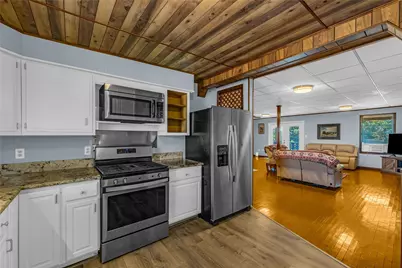 1115 W Canal Drive, Crystal Beach, TX 77650 - Photo 5