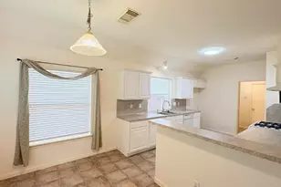 12918 Stratford Mill Ln, Sugar Land, TX 77498 - Photo 7
