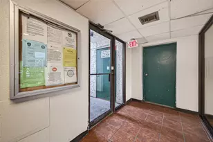 2818 S Bartell Dr, Houston, TX 77054 - Photo 27