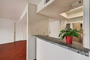 2818 S Bartell Dr, Houston, TX 77054 - Photo 13