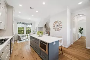 107 Low Country Ln, The Woodlands, TX 77380 - Photo 5