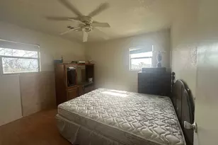 908 20th St, Port Bolivar, TX 77650 - Photo 9