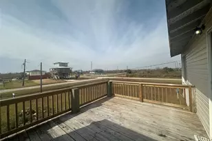 908 20th St, Port Bolivar, TX 77650 - Photo 15