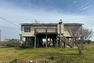 908 20th St, Port Bolivar, TX 77650 - Photo 17