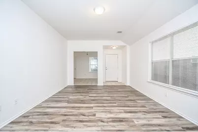 1651 Thornhollow Drive, Houston, TX 77014 - Photo 3
