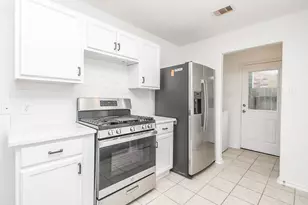 1651 Thornhollow Dr, Houston, TX 77014 - Photo 11